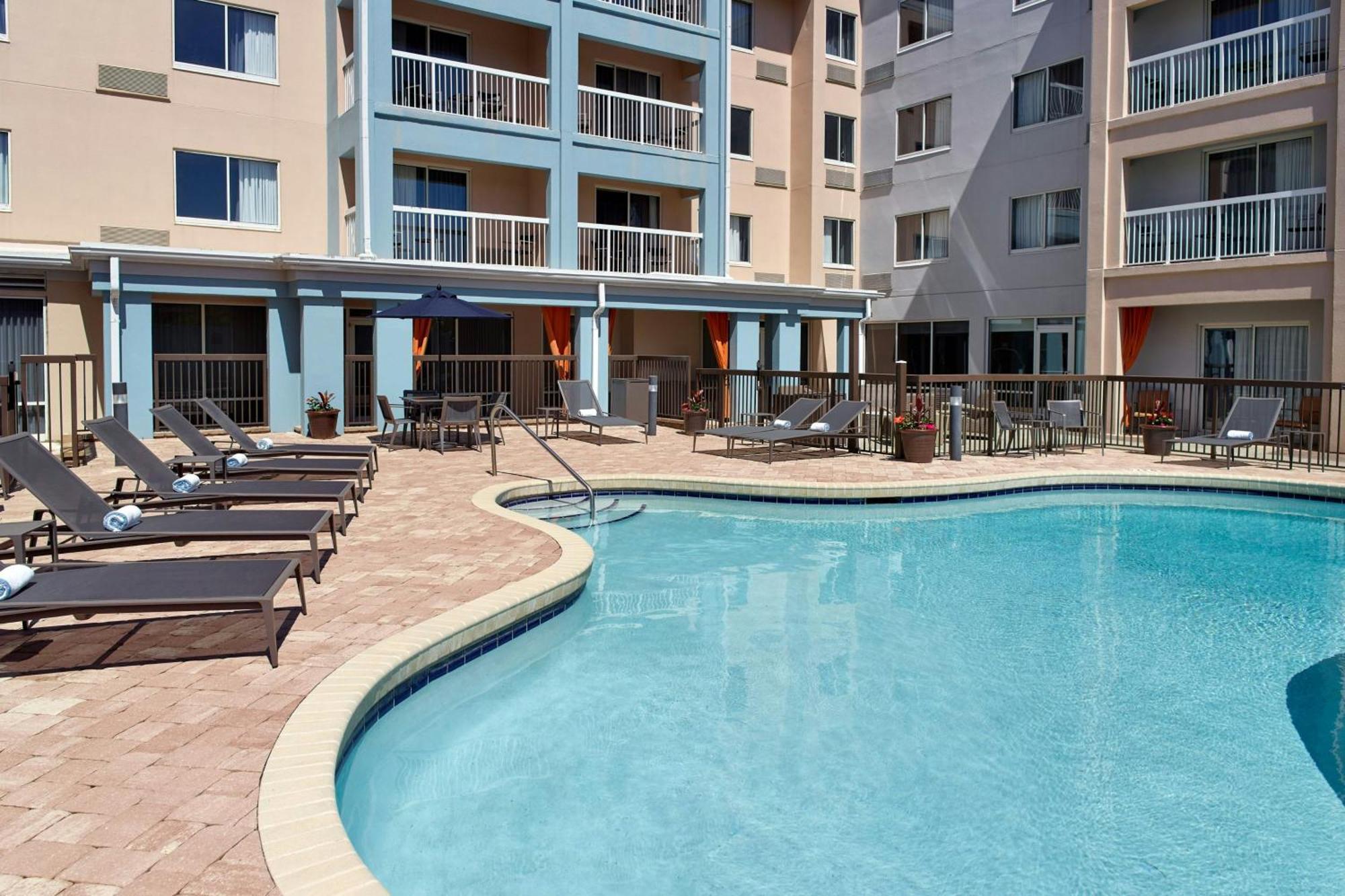 Courtyard By Marriott Myrtle Beach Broadway מראה חיצוני תמונה